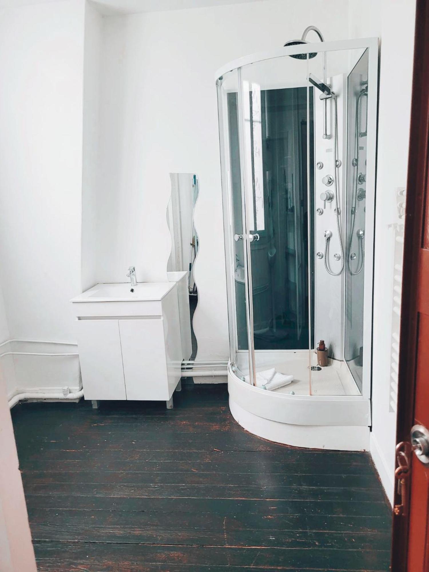 Location En Plein Coeur De Paris N°21 Apartman Kültér fotó